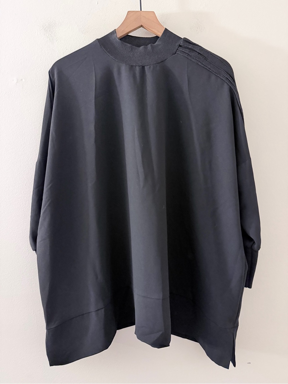 IPEKYOL black Mock Neck long Sleeve blouse Size 8